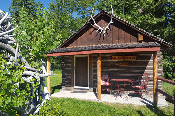Blacktail Ranch Homestead Cabin