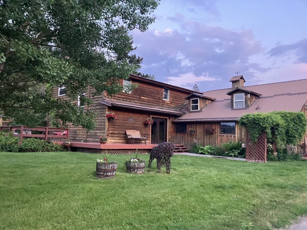 Blacktail Lodge Building